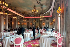 Test Driving The Ritz Restaurant - one of London&#039;s truly special restaurants