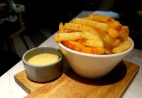 Fries with smoked paprika and aioli