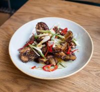 Deep-fried sticky ribs braised with lemongrass and ginger