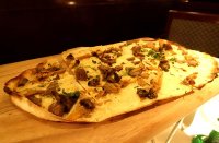 Champignons et Fines Herbes Tarte Flambee