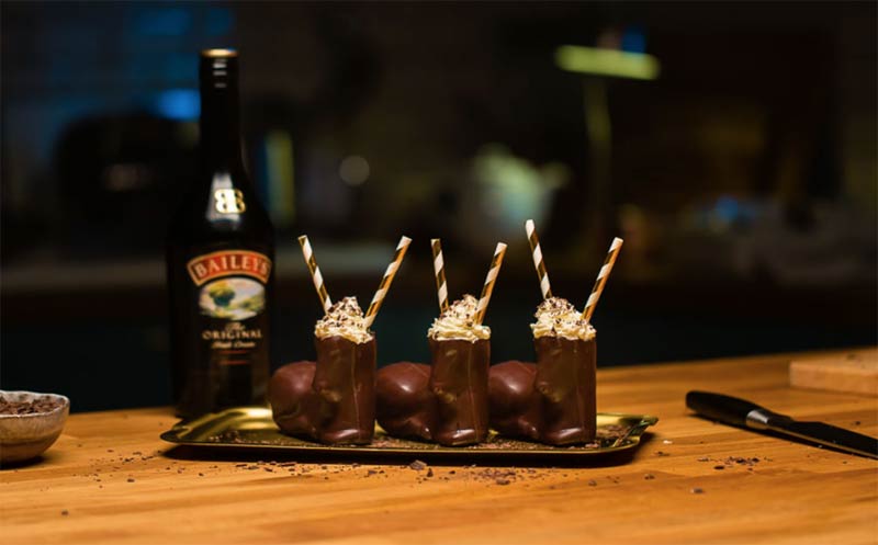 Covent Garden's Baileys pop-up has edible glitter, chocolate reindeer and custom drinks