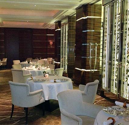 Mayfair innovation - test driving Alyn Williams at the Westbury