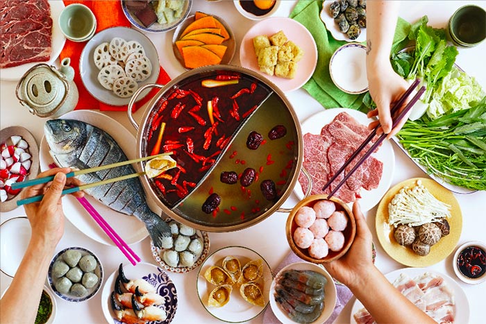 Chinese hot pots for Chinatown with Shuang Shuang