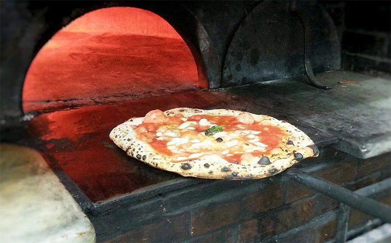 Italian pizzeria L’Antica Pizzeria da Michele comes to London at Stoke Newington