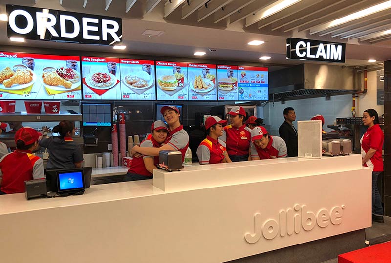 Test Driving Jollibee - the Filipino fried chicken chain arrives in London's Earl's Court