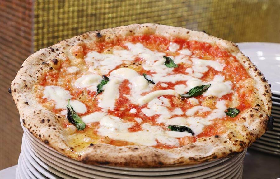 L'Antica Pizzeria Da Michele comes to Soho's Old Compton Street - taking over Patisserie Valerie