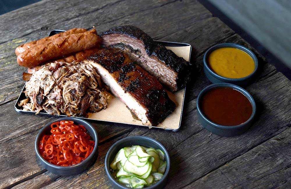 Smokestak are delivering BBQ and DIY bun kits across London and the UK