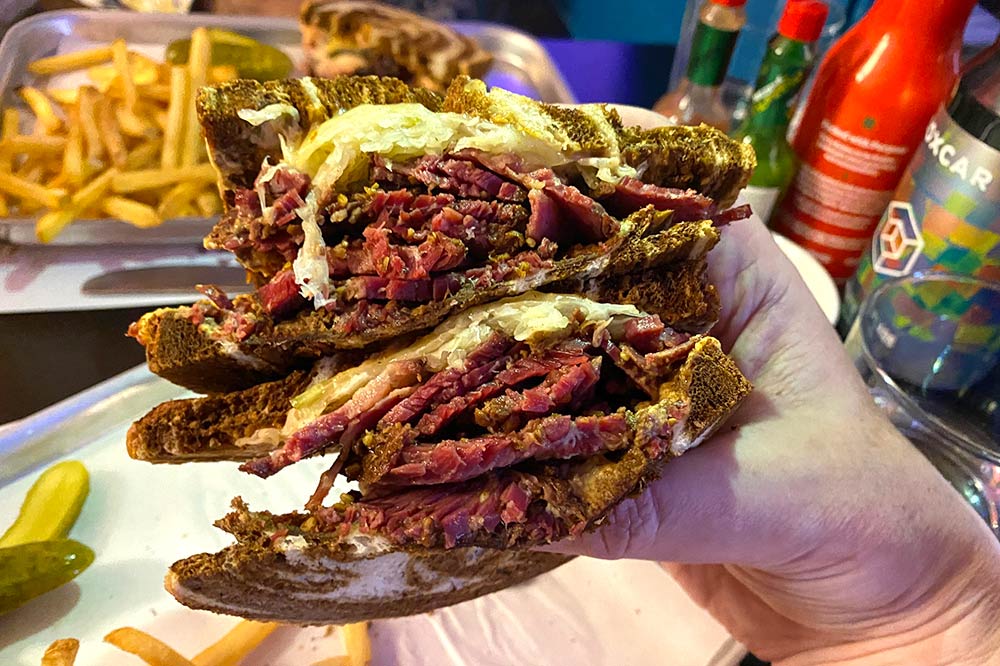 pastramihand