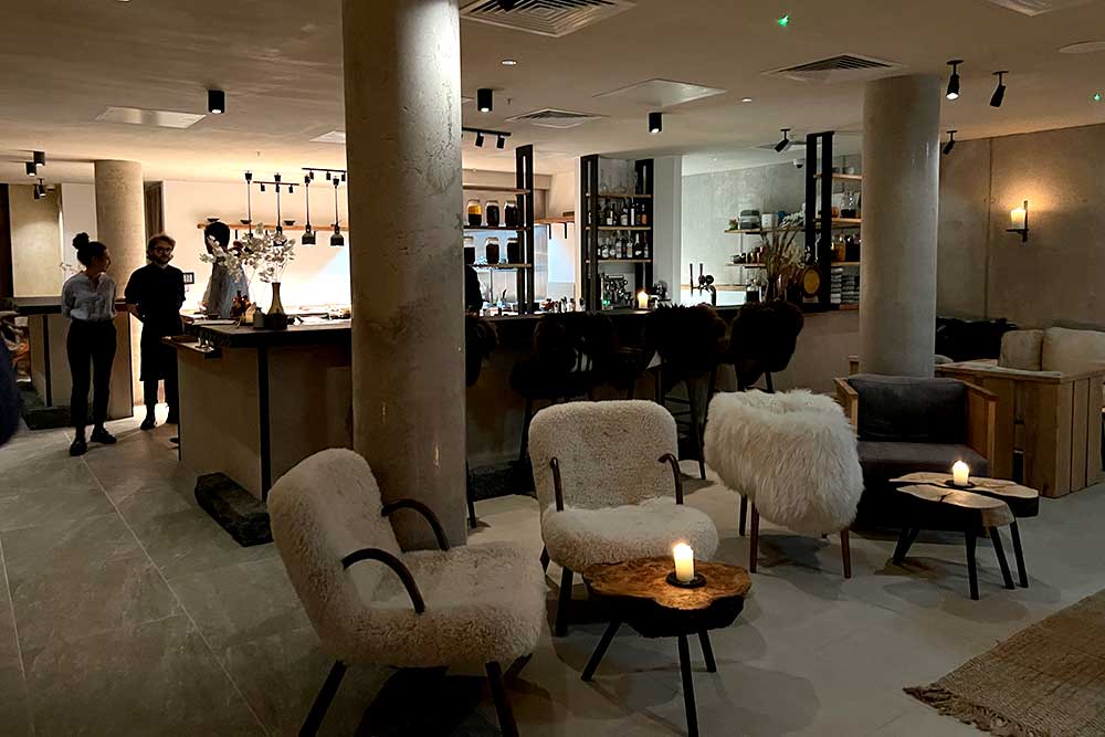 Test Driving Restaurant St. Barts - a modernist dream in the old heart of  London