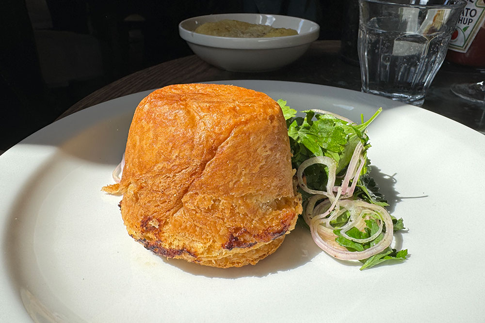 the hero of maida pub review london