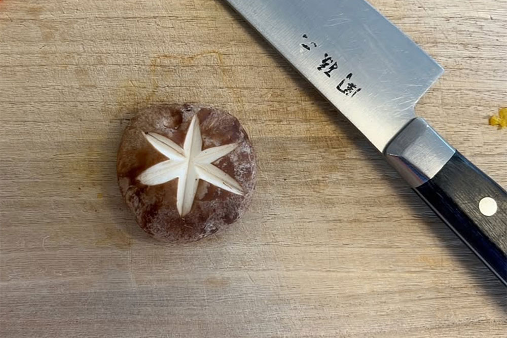 azuki room opening in rolls passage london