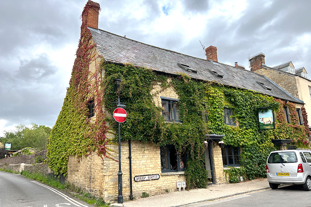 the bull charlbury jd vance