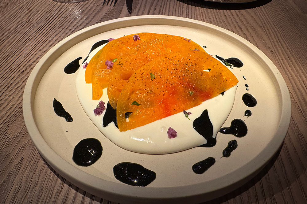 Test Driving MOI - a breakout star promising a good time (and even better food) in Soho
