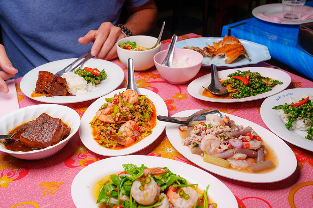 Plaza Khao Gaeng's spicy Thai food is coming to Borough Yards