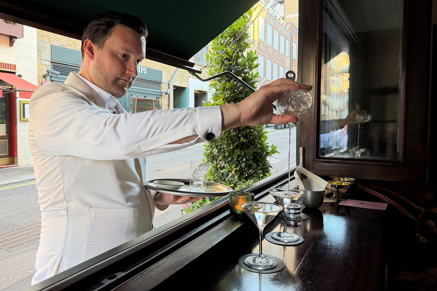 Bar crawl - Brutes is like an indie take on Duke's, in Mayfair