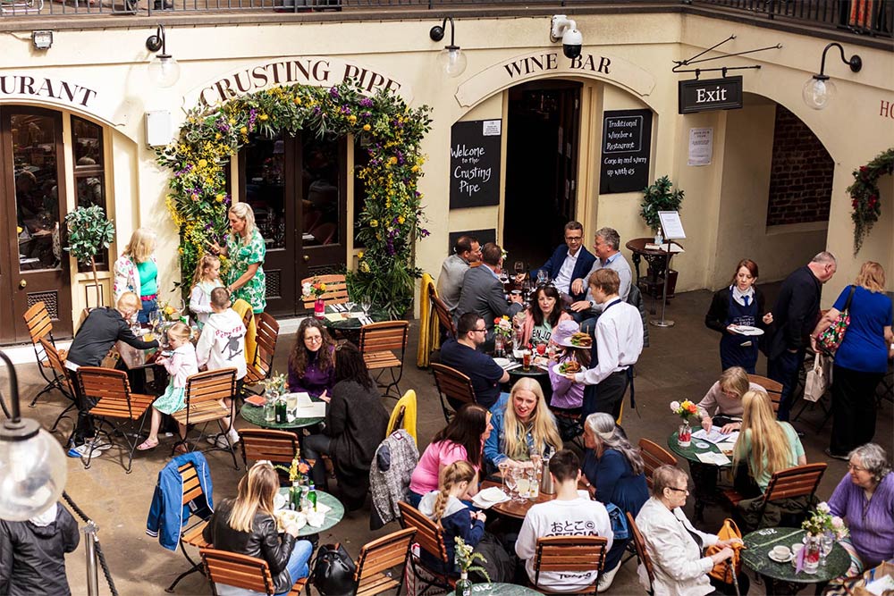 The Crusting Pipe has served its last glass of wine after 45 years