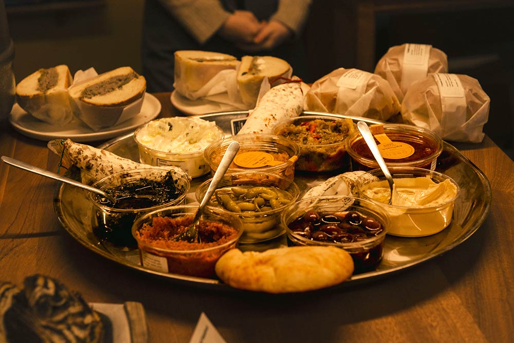 Oded Oren is opening a second deli, bringing hummus, babka and filled challah buns to Hampstead