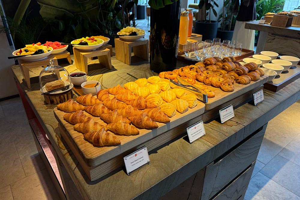 trying the new Sunday brunch at Pan pacific London