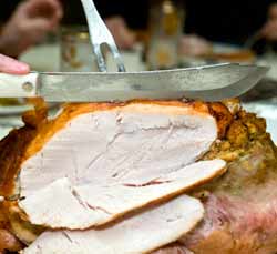 carving a turkey