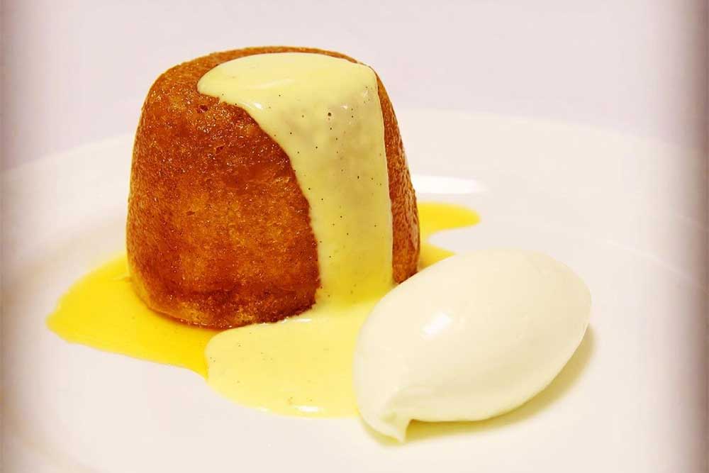 Golden syrup steamed sponge at Rules
