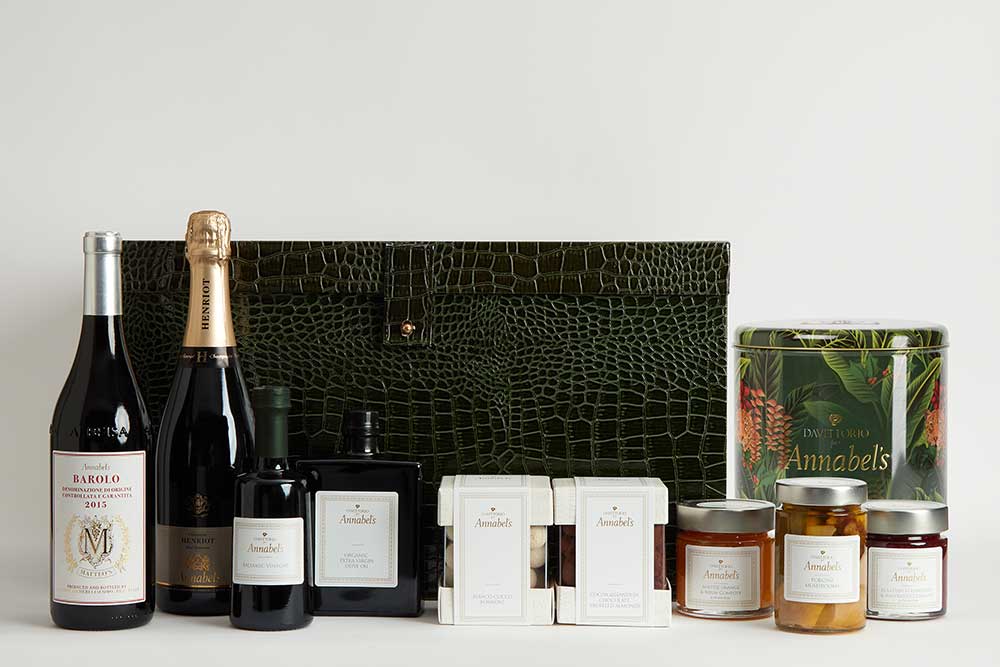 The best Christmas food hampers in London for 2021 Hot Dinners