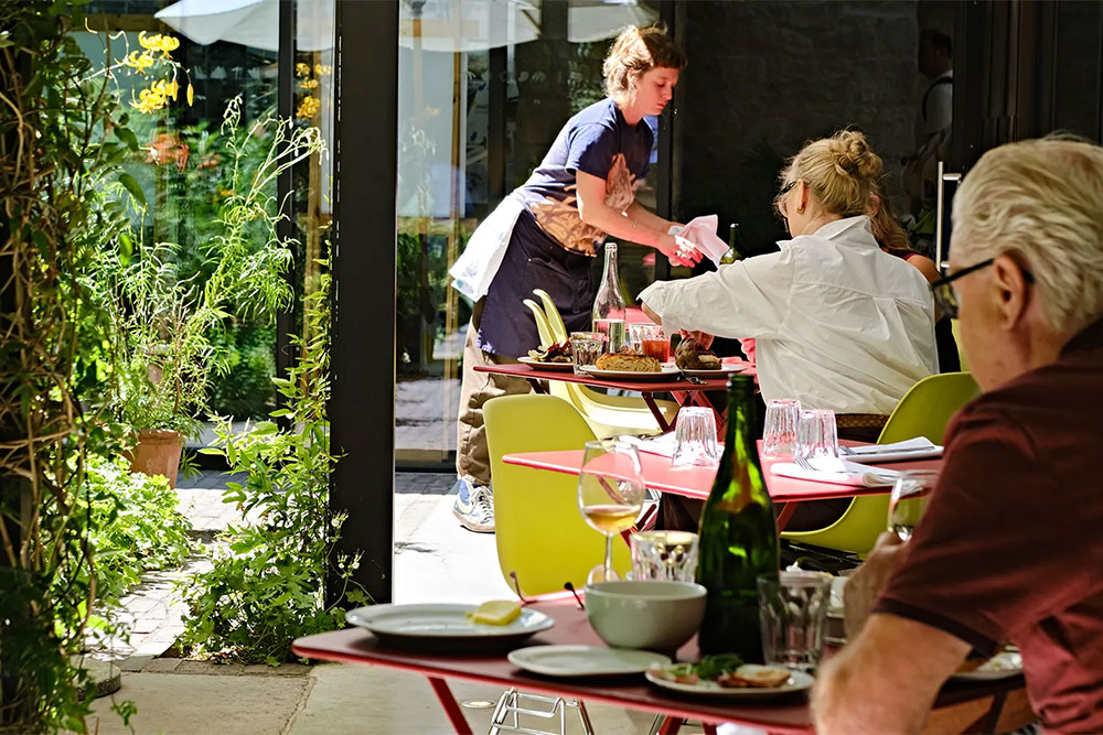 Garden Museum cafe alfresco london