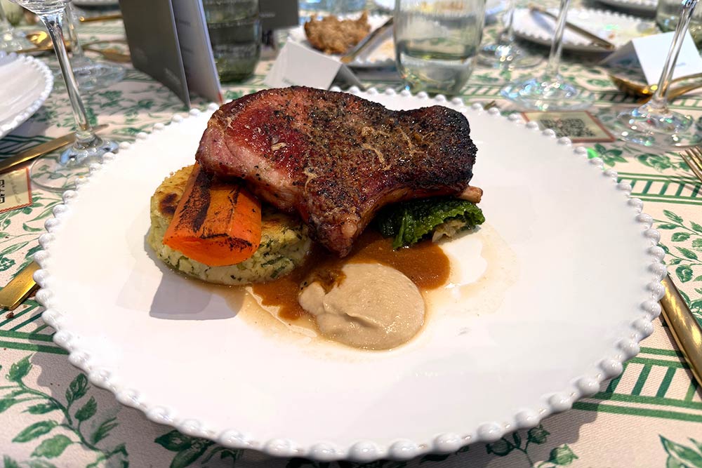 Rotunda (King's Cross) - Sugar-pit chop, champ cake, savoy cabbage, glazed carrot
