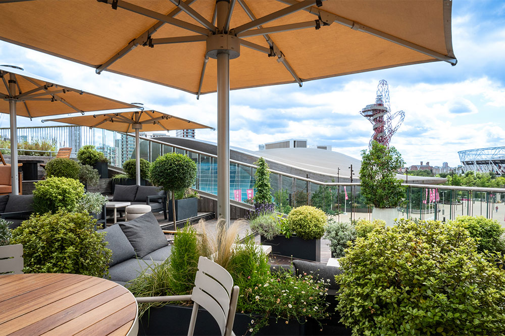 the best places to eat and drink in Stratford