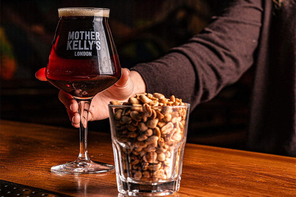 the best places to eat and drink in Stratford