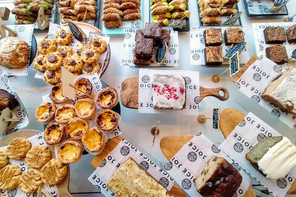 the best places to eat and drink in De Mill Hill, London