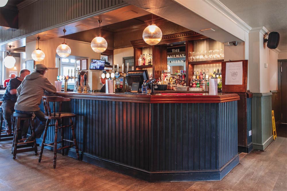 the best places to eat and drink in mill hill london