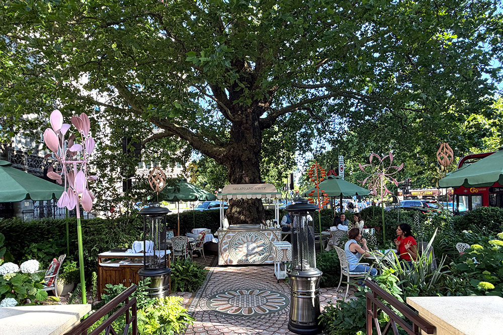 La DoubleJ Summer Garden at The Dorchester