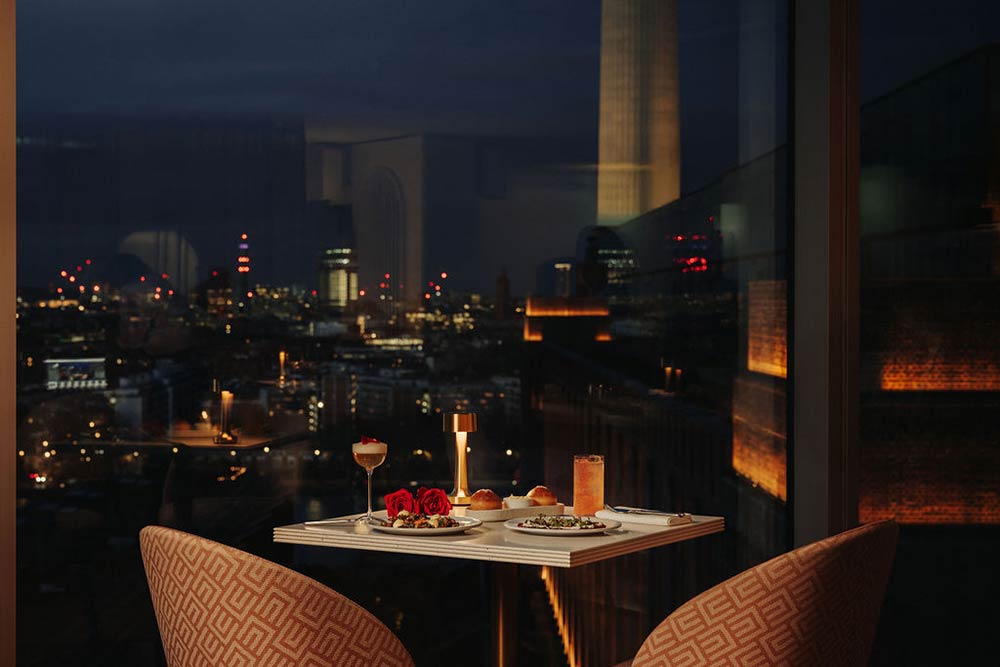 where to spend valentine's day in London