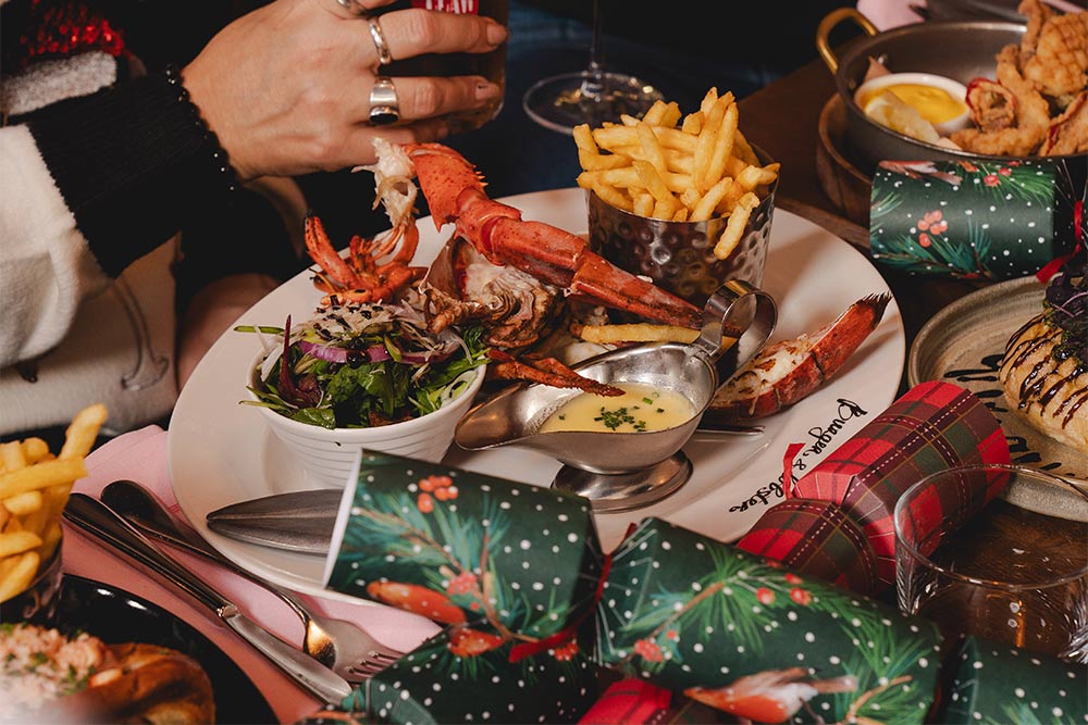 Burger & Lobster
