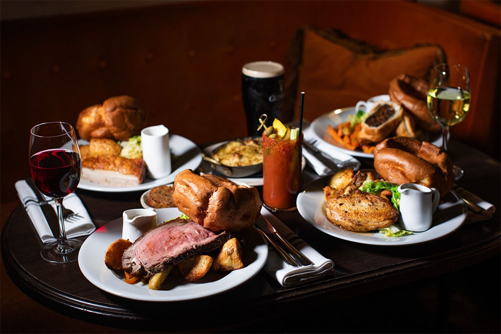the gun spitalfields sunday roast offer