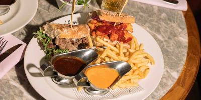 Hot Dinners readers get a free drink with Burger & Lobster's new £15 lunchtime sandwich deal