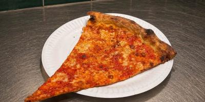 Carmy's sees the Carmela's team opening a slice shop in Covent Garden