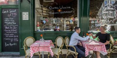 Party like it’s 1986 (including prices) for Le Garrick’s 40th birthday
