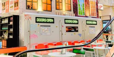 Selfridges celebrates cities for Christmas, with an NYC Downtown Cafe and E Pellicci collab for the Brass Rail