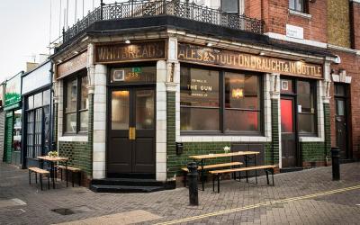 New Hackney pub The Gun wants you to come for the Guinness, stay for the wagyu