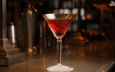 Enjoy a free Irish Heritage Month cocktail (and Guinness bread) with 108 Brasserie & Bar's set menu