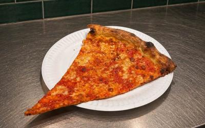Carmy's sees the Carmela's team opening a slice shop in Covent Garden