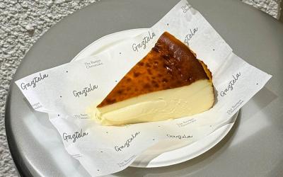 Gaztela brings Basque cheesecakes (including a blue cheese version) to Notting Hill