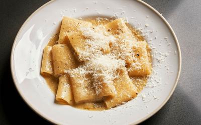 Get 25% off your total bill at NOTTO for early and late diners