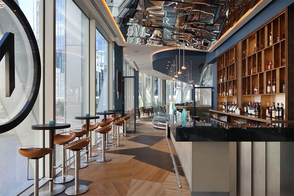 M restaurant hot sale